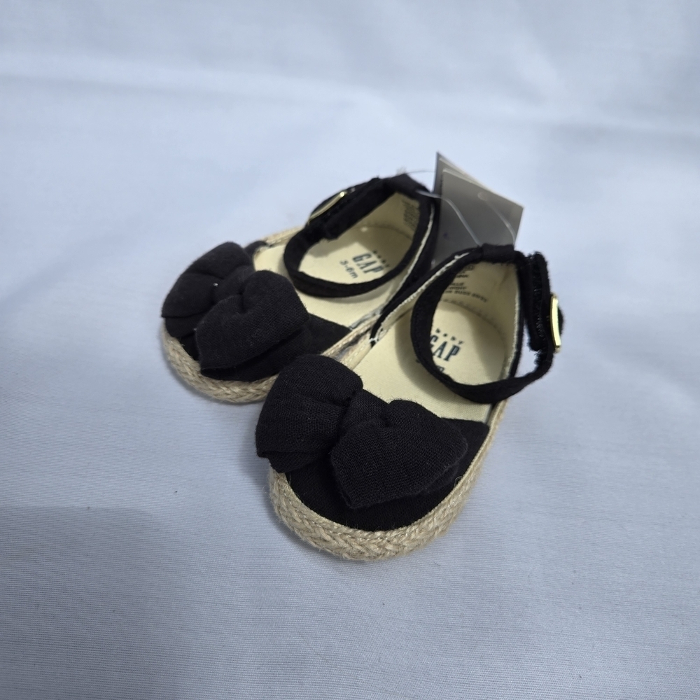 New Baby Gap Black Bow Espadrilles Sandals 3- 6 Months